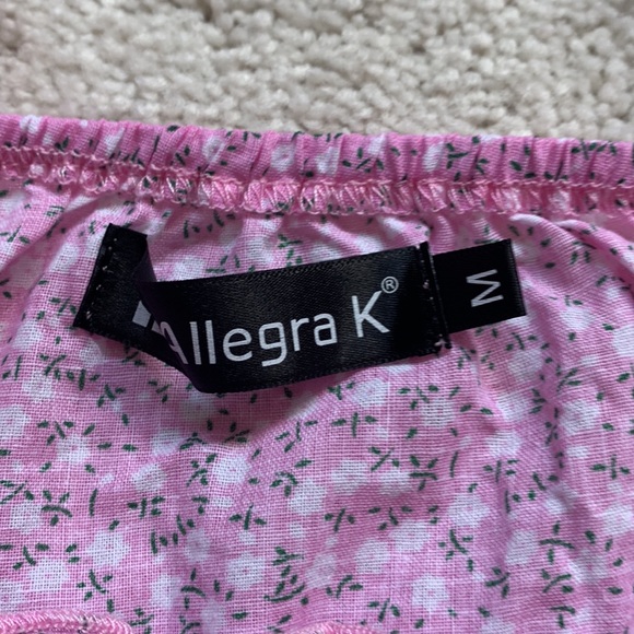 NWOT Womens Square Neck Puff Sleeve Top - Picture 3 of 3